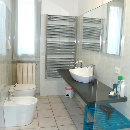 Modern Luci & Stelle Near Appartamento Bulciago